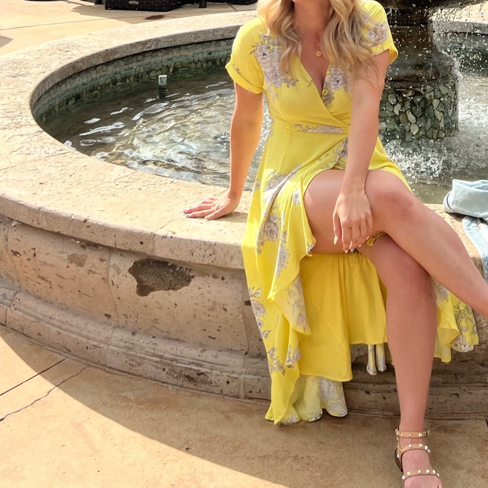 Yellow floral mini dress Vici
